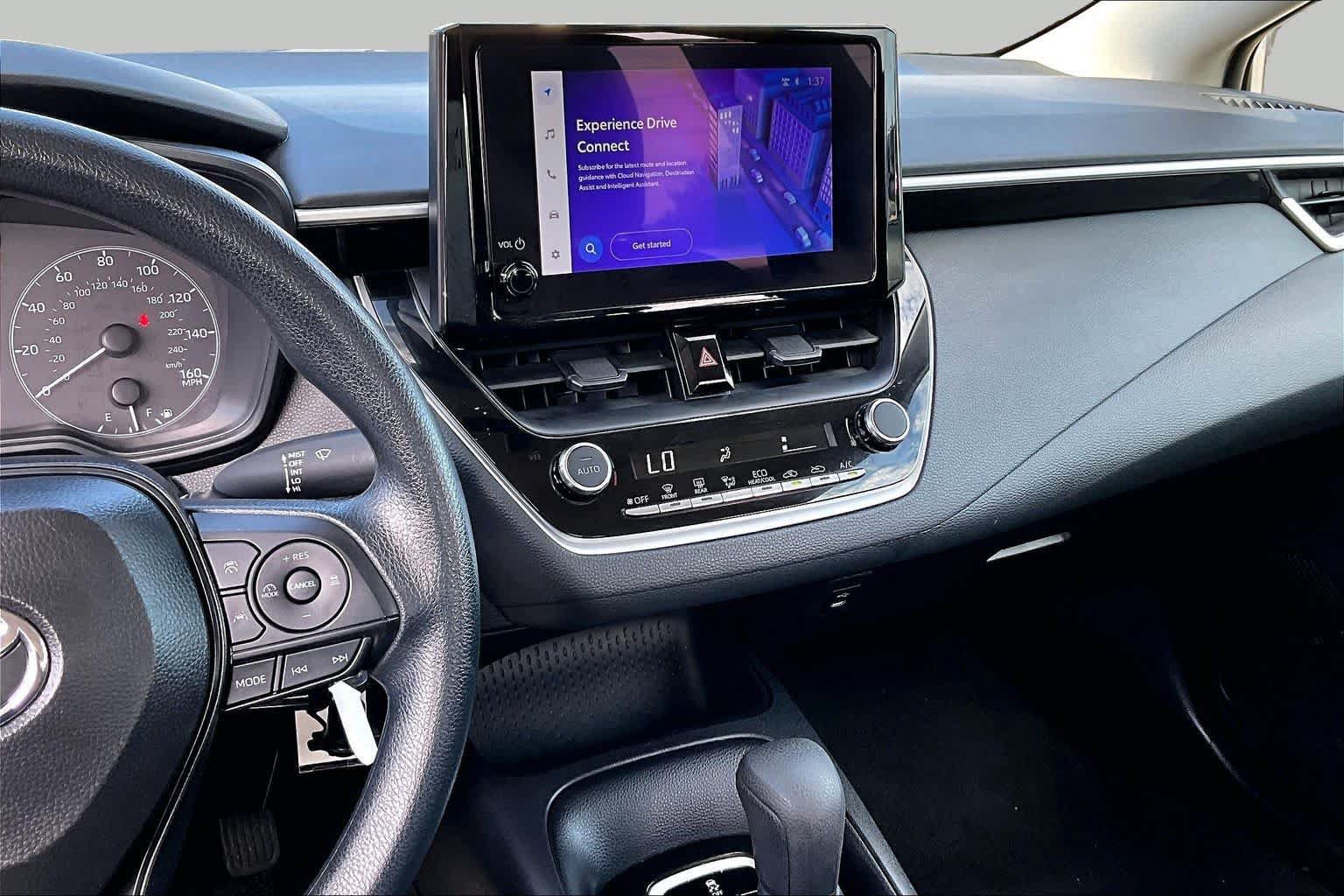Used 2025 Toyota Corolla LE FWD image 7