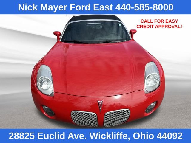 Used 2008 Pontiac Solstice Convertible w/ Convenience Package RWD image 2