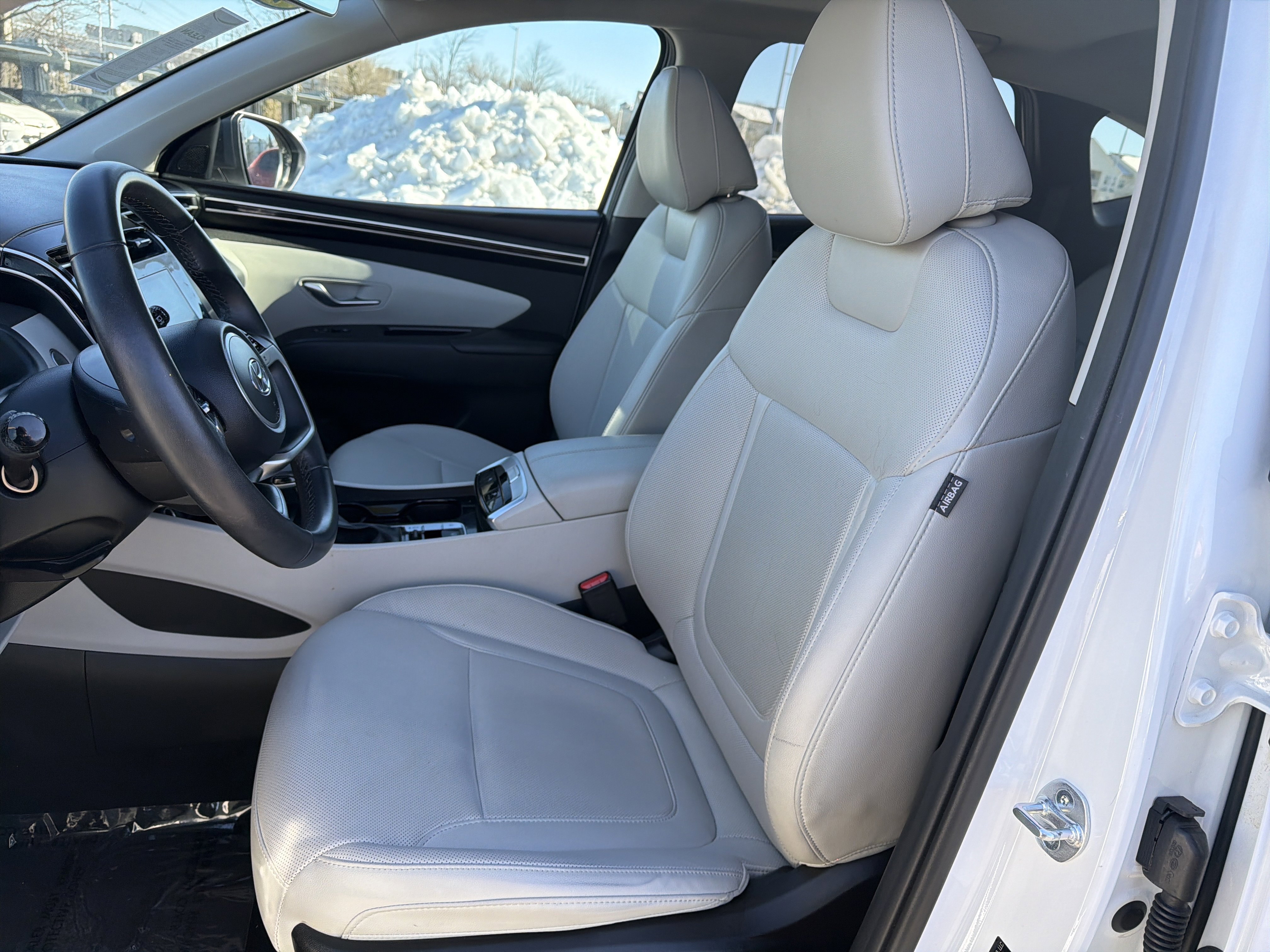 Used 2023 Hyundai Tucson SEL w/ Convenience Package image 10