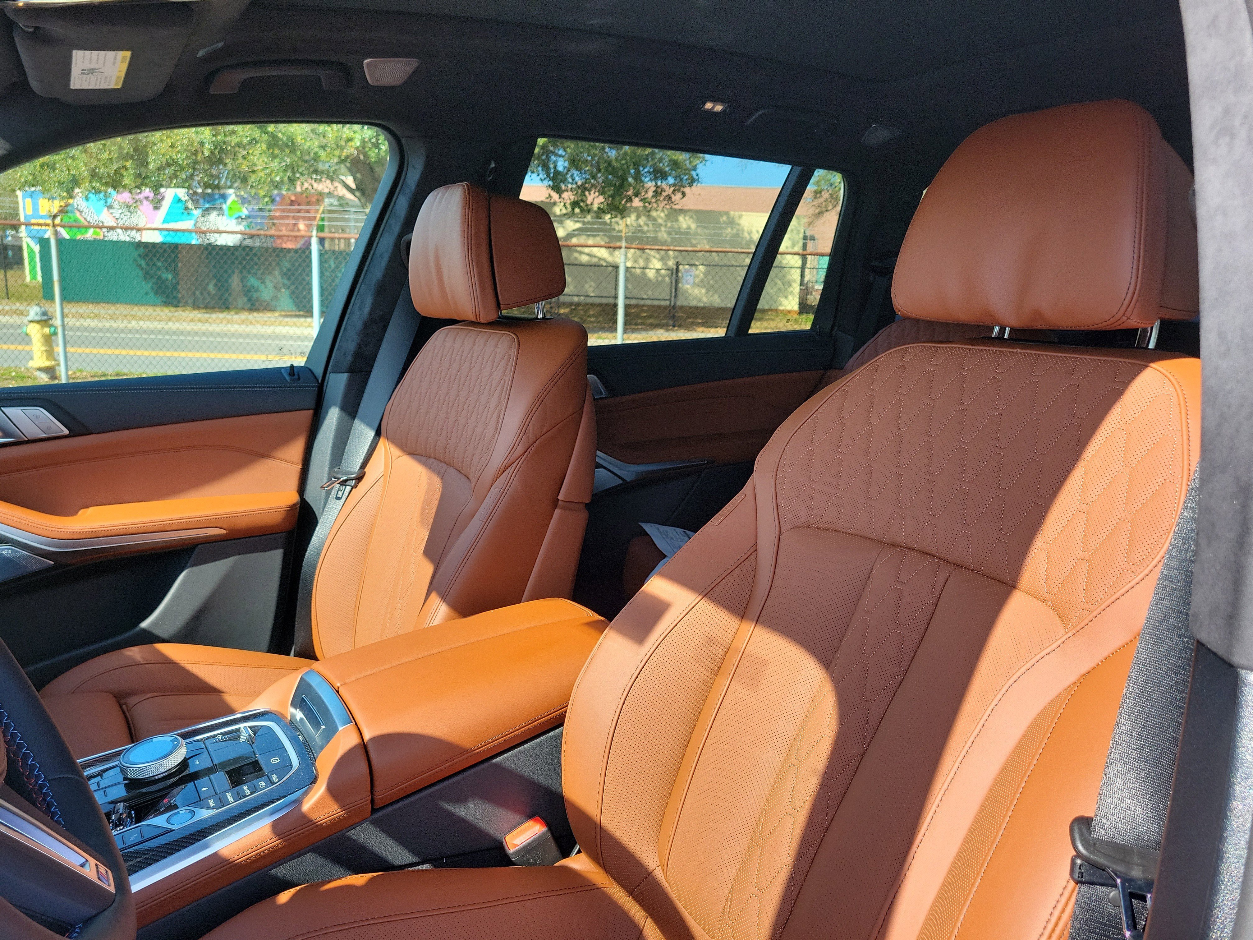 New 2026 BMW X7 M60i image 17