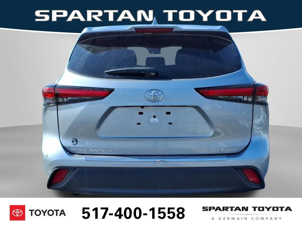 Used 2021 Toyota Highlander LE image 8