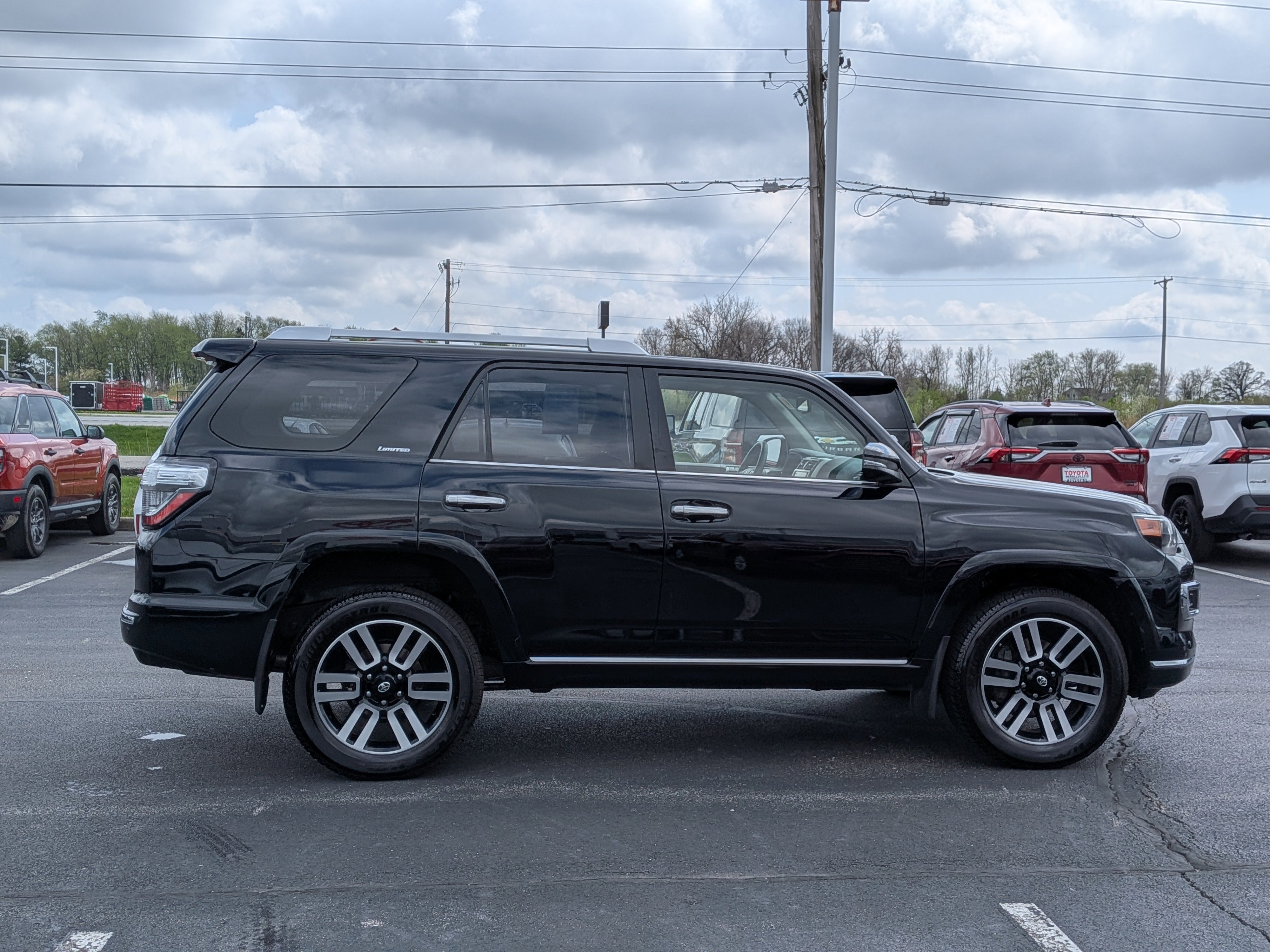 Certified 2021 Toyota 4Runner Limited AWD/4WD image 9