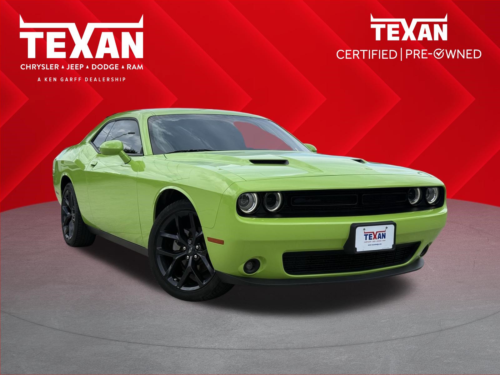 Used 2023 Dodge Challenger SXT w/ Blacktop Package RWD video 1
