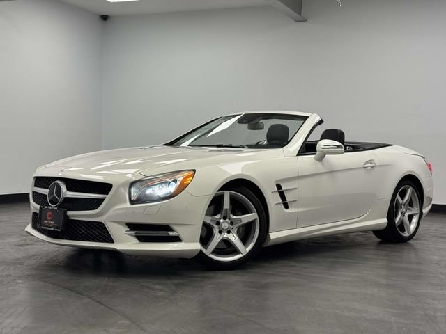 Used 2016 Mercedes-Benz SL 550 w/ Driver Assistance Package image 27