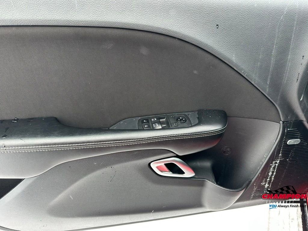 Used 2020 Dodge Challenger SXT w/ Blacktop Package image 13