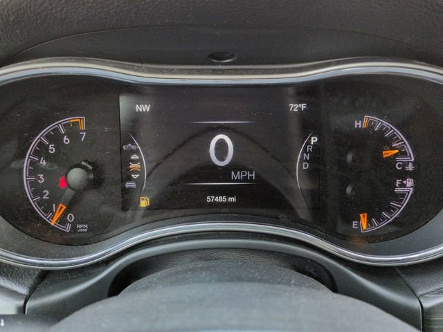 Certified 2021 Jeep Grand Cherokee Laredo w/ Security & Convenience Group image 33