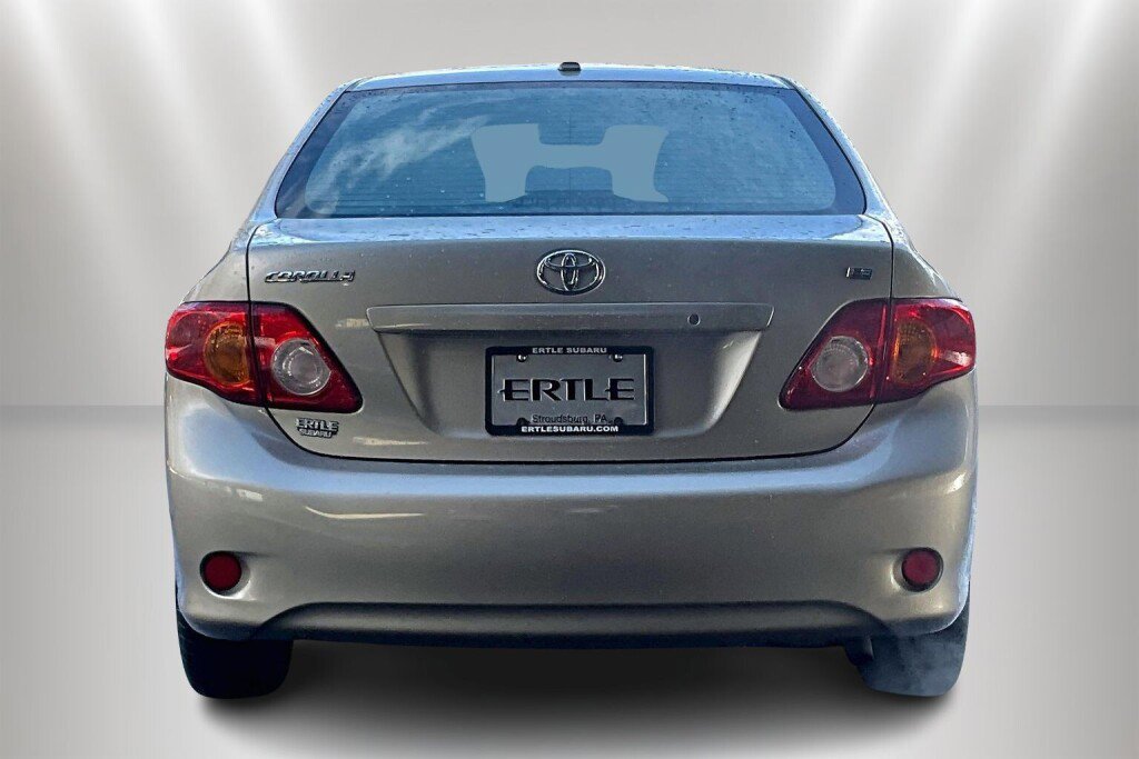 Used 2010 Toyota Corolla LE image 6