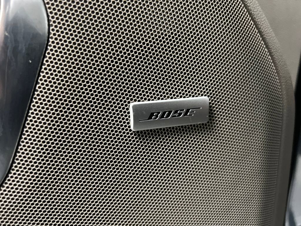 Used 2021 Chevrolet Suburban Z71 w/ Z71 Off-Road Package image 13