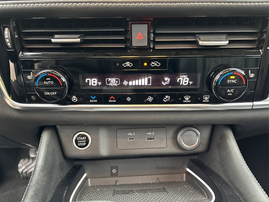 Used 2021 Nissan Rogue Platinum image 35