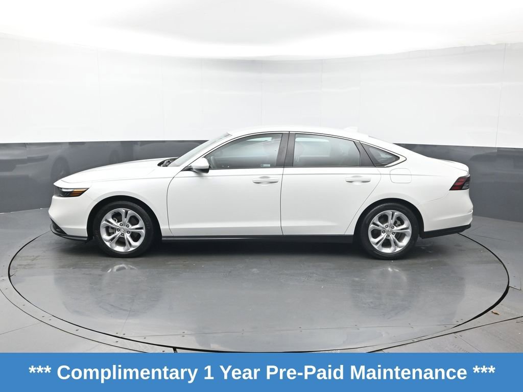 Used 2023 Honda Accord LX image 2