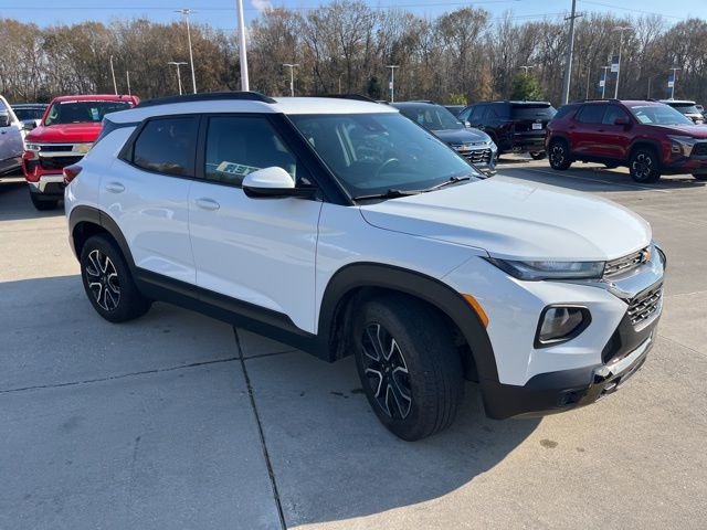 Used 2023 Chevrolet TrailBlazer ACTIV w/ Convenience Package image 9