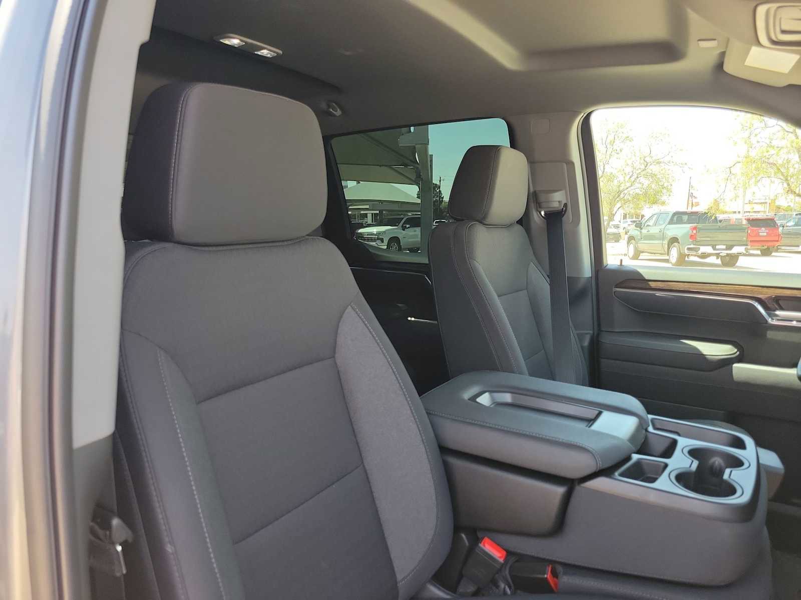 Used 2026 GMC Sierra 1500 Elevation image 19