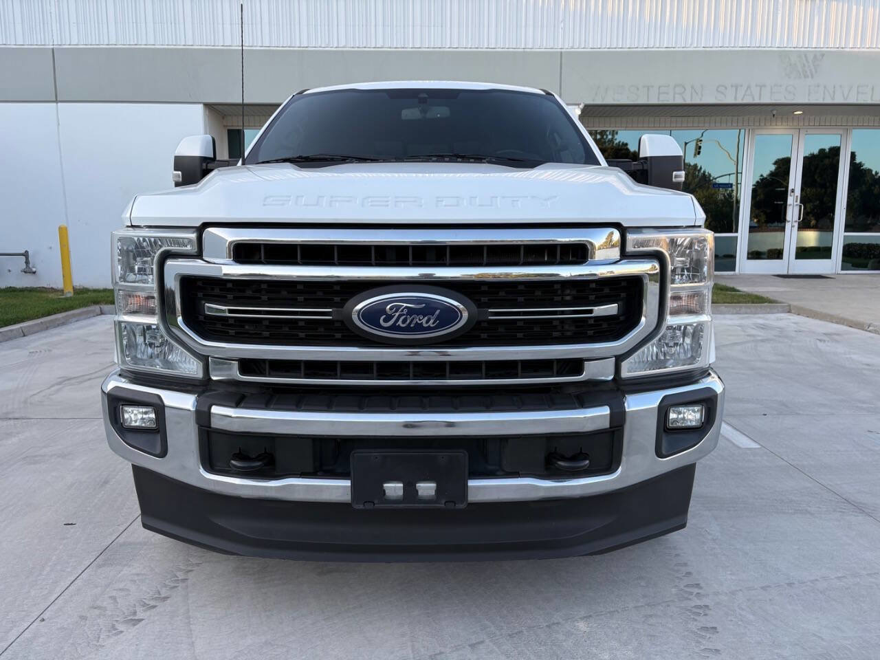 Used 2022 Ford F250 Lariat AWD/4WD image 2