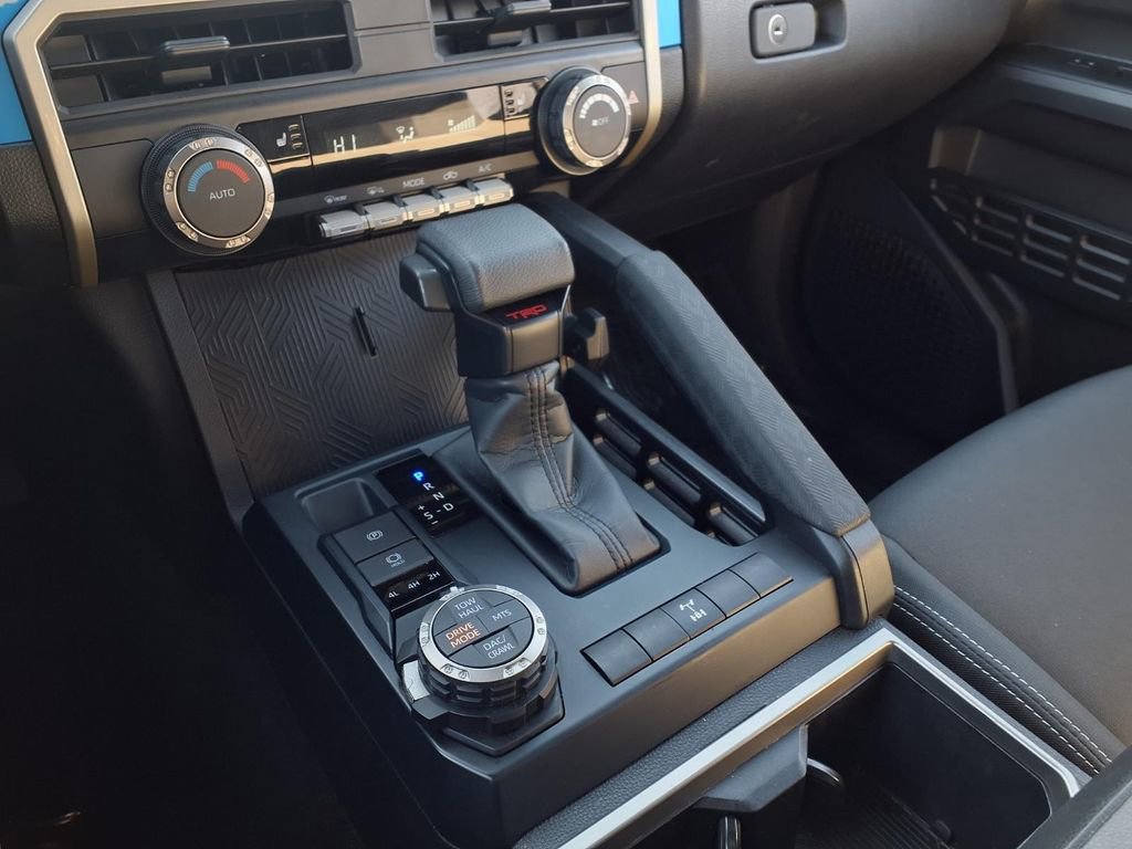 Used 2025 Toyota Tacoma SR5 image 11