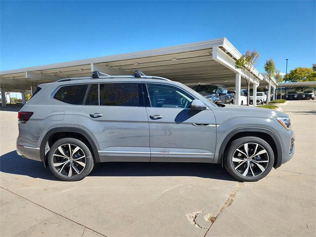 New 2026 Volkswagen Atlas SEL Premium R-Line image 2