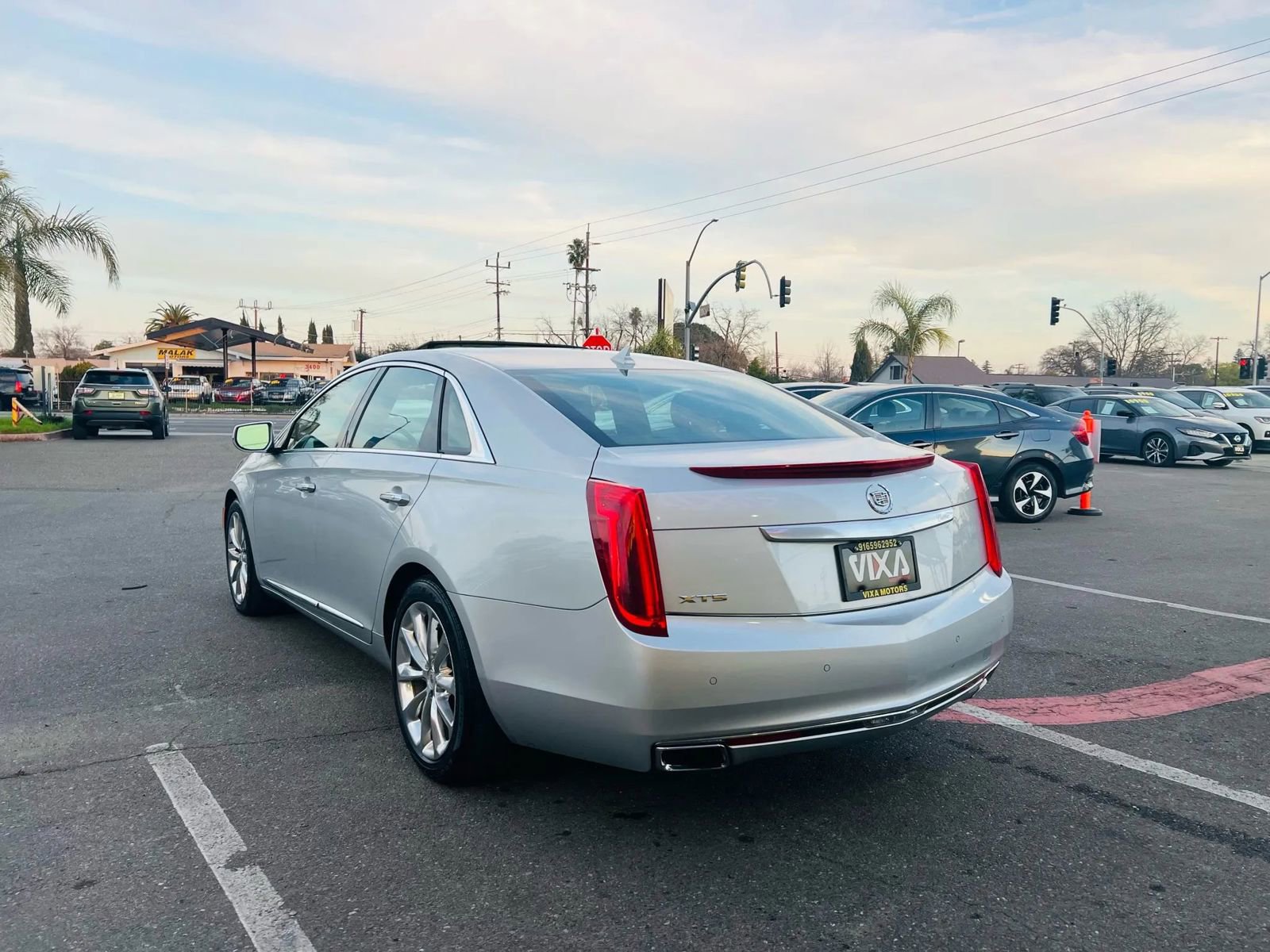 Used 2014 Cadillac XTS Luxury image 7