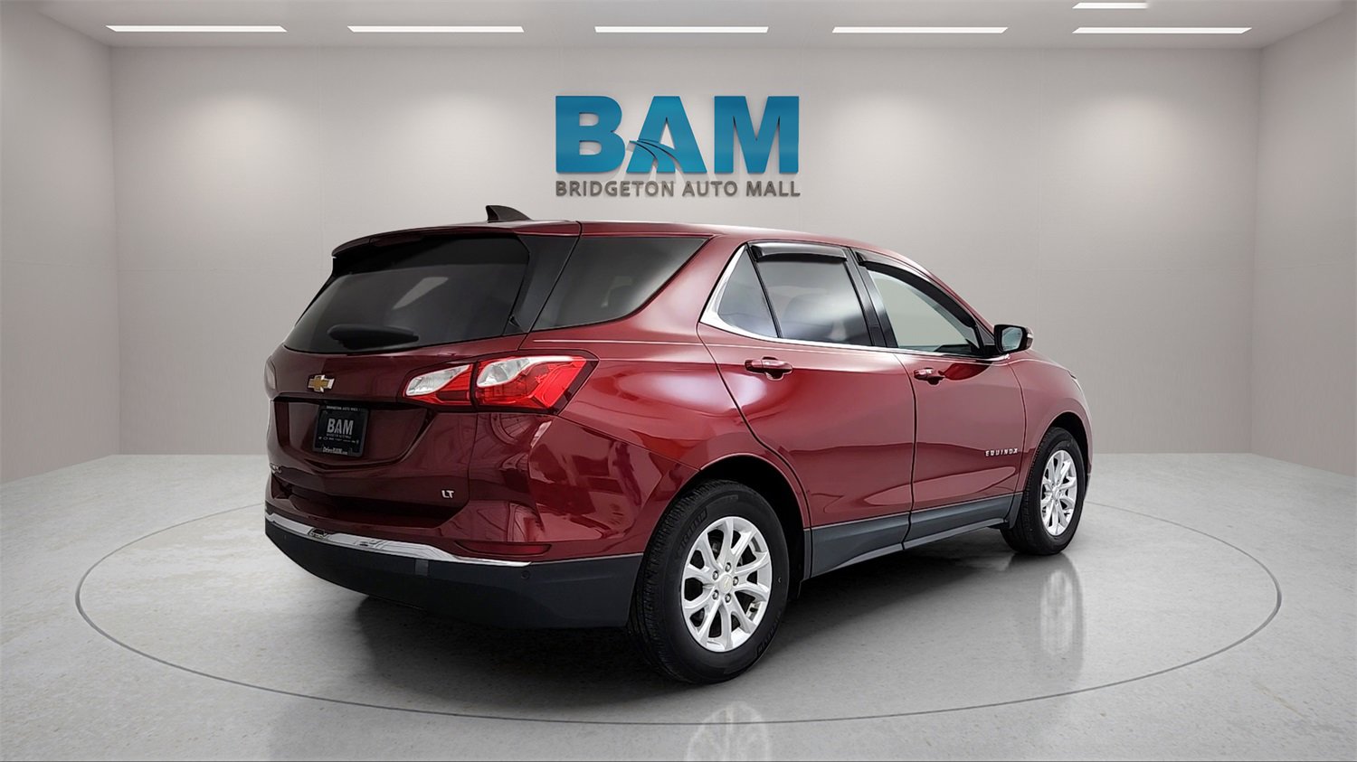 Used 2019 Chevrolet Equinox LT image 3