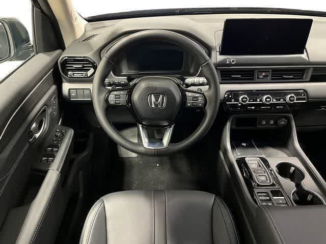 Used 2026 Honda Pilot Touring image 17