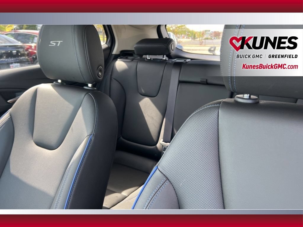 New 2026 Buick Encore GX Sport Touring w/ Advanced Technology Package AWD/4WD image 33