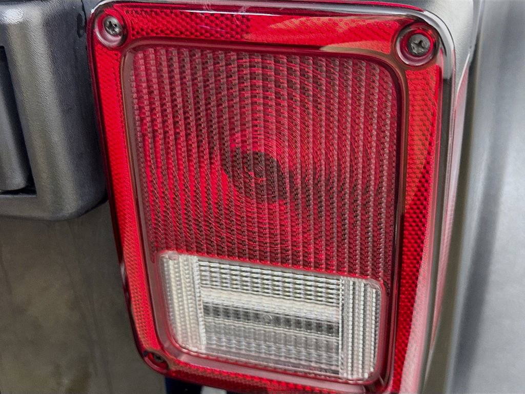 Used 2017 Jeep Wrangler Sport w/ Quick Order Package 23S image 29