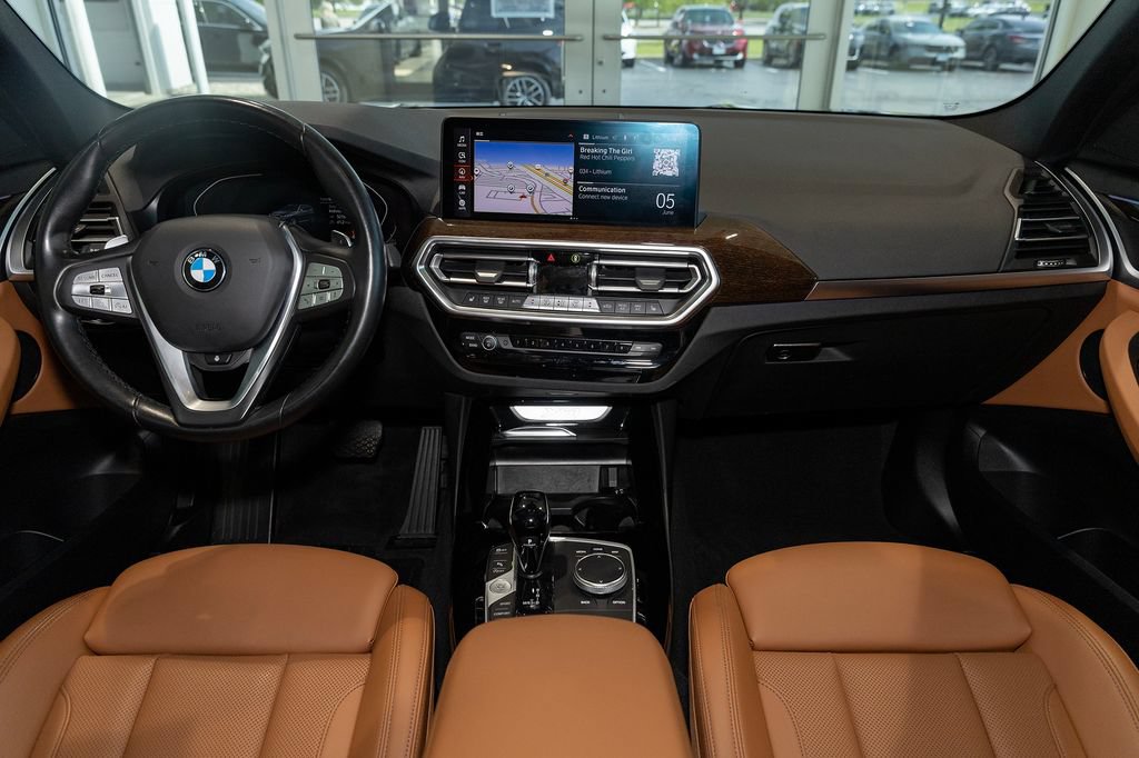 Used 2022 BMW X3 xDrive30i w/ Premium Package 2 AWD/4WD image 2