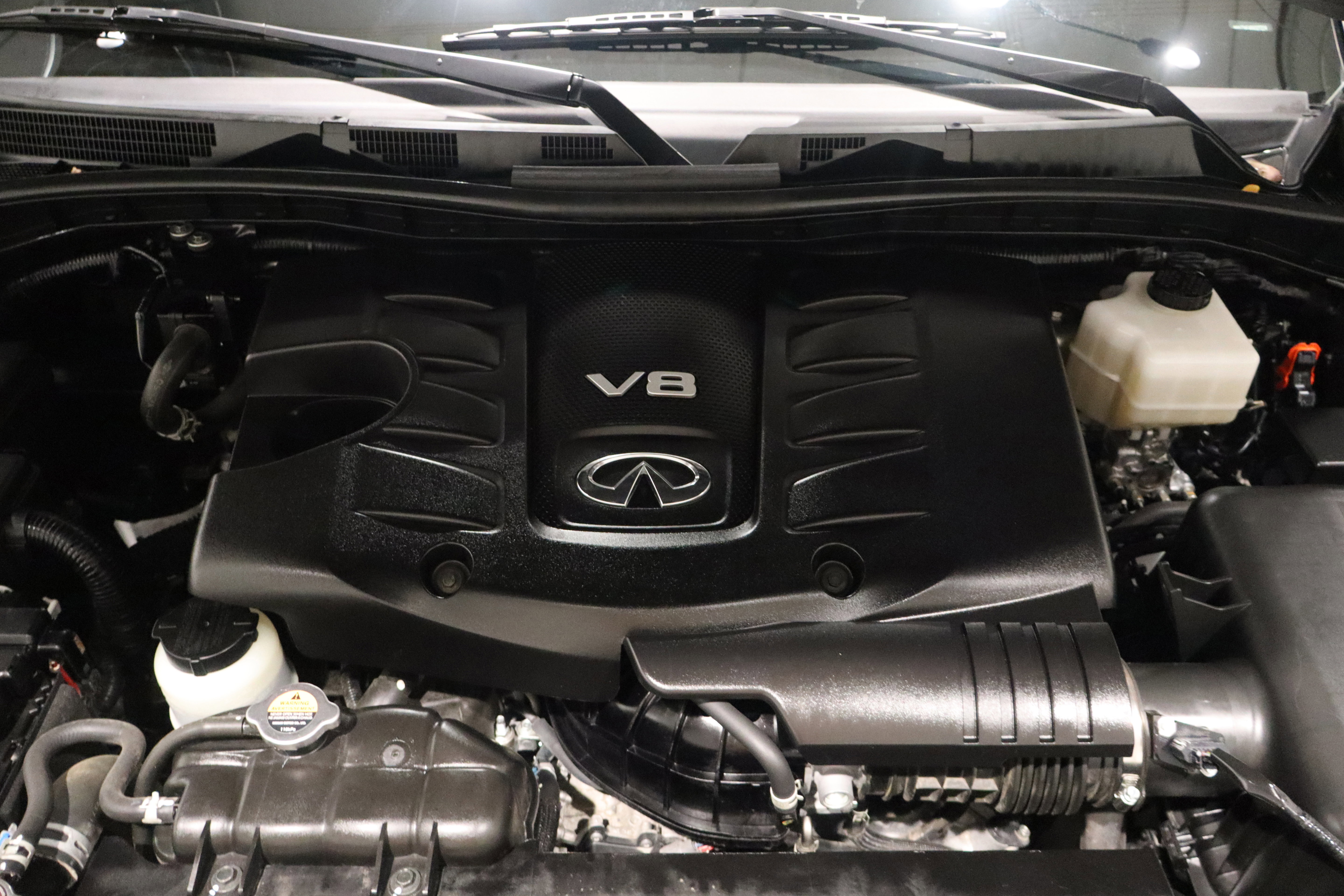 Used 2024 INFINITI QX80 Luxe image 9