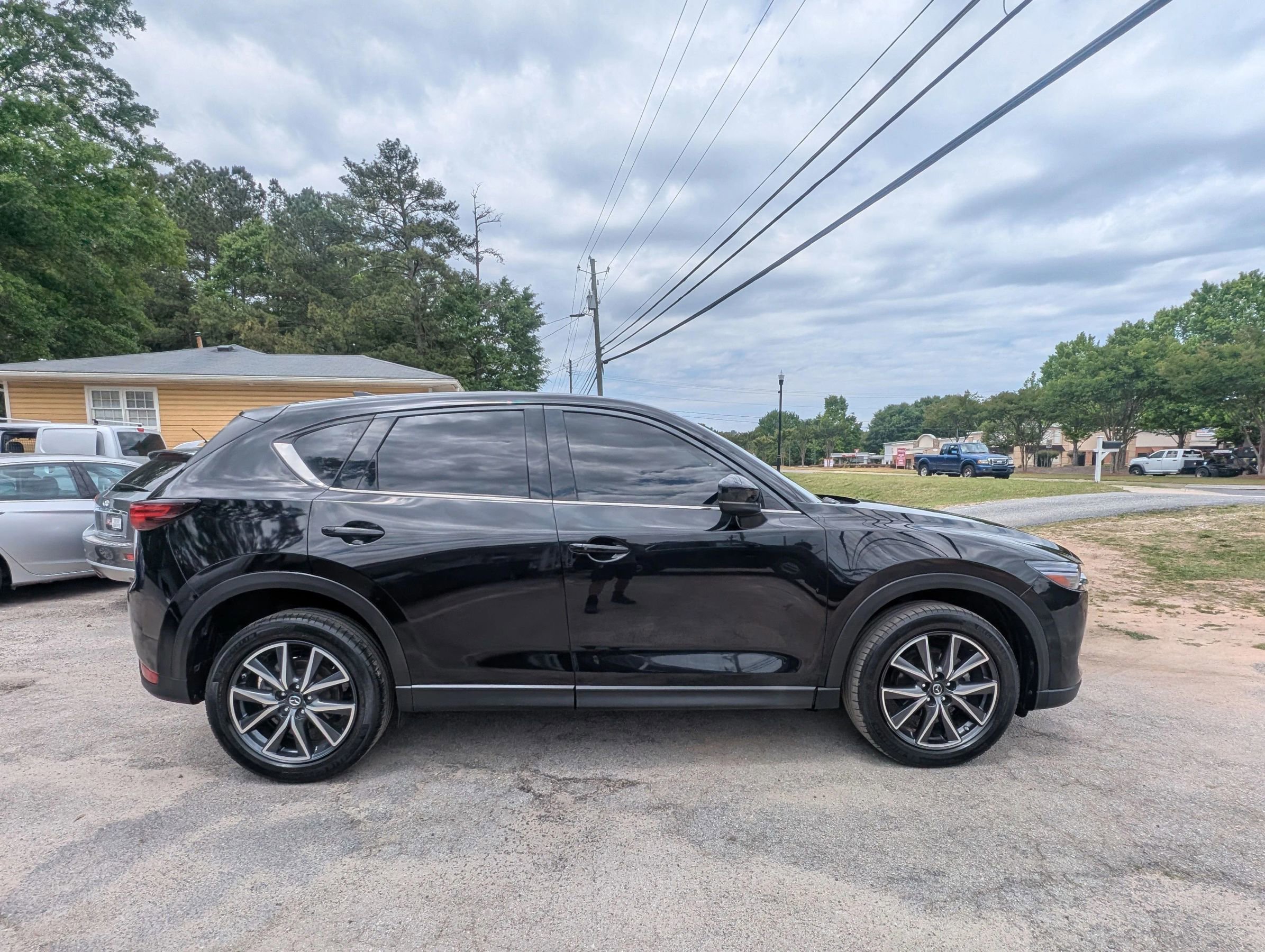 Used 2017 MAZDA CX-5 Grand Touring FWD image 4