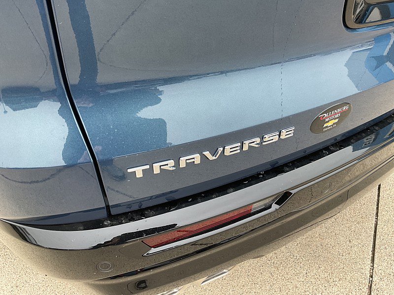 New 2026 Chevrolet Traverse High Country FWD image 9