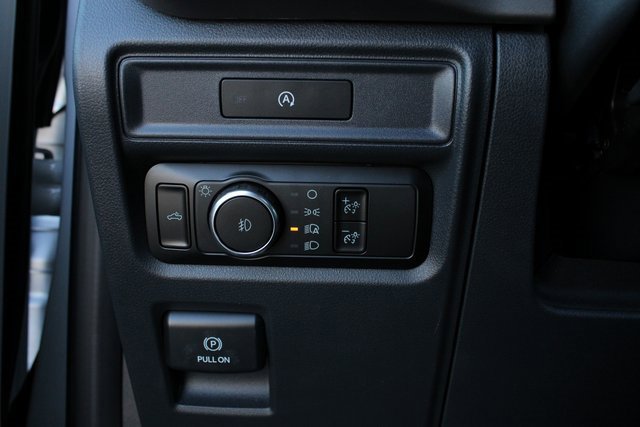 Used 2025 Ford F150 XL w/ Equipment Group 103A High image 8