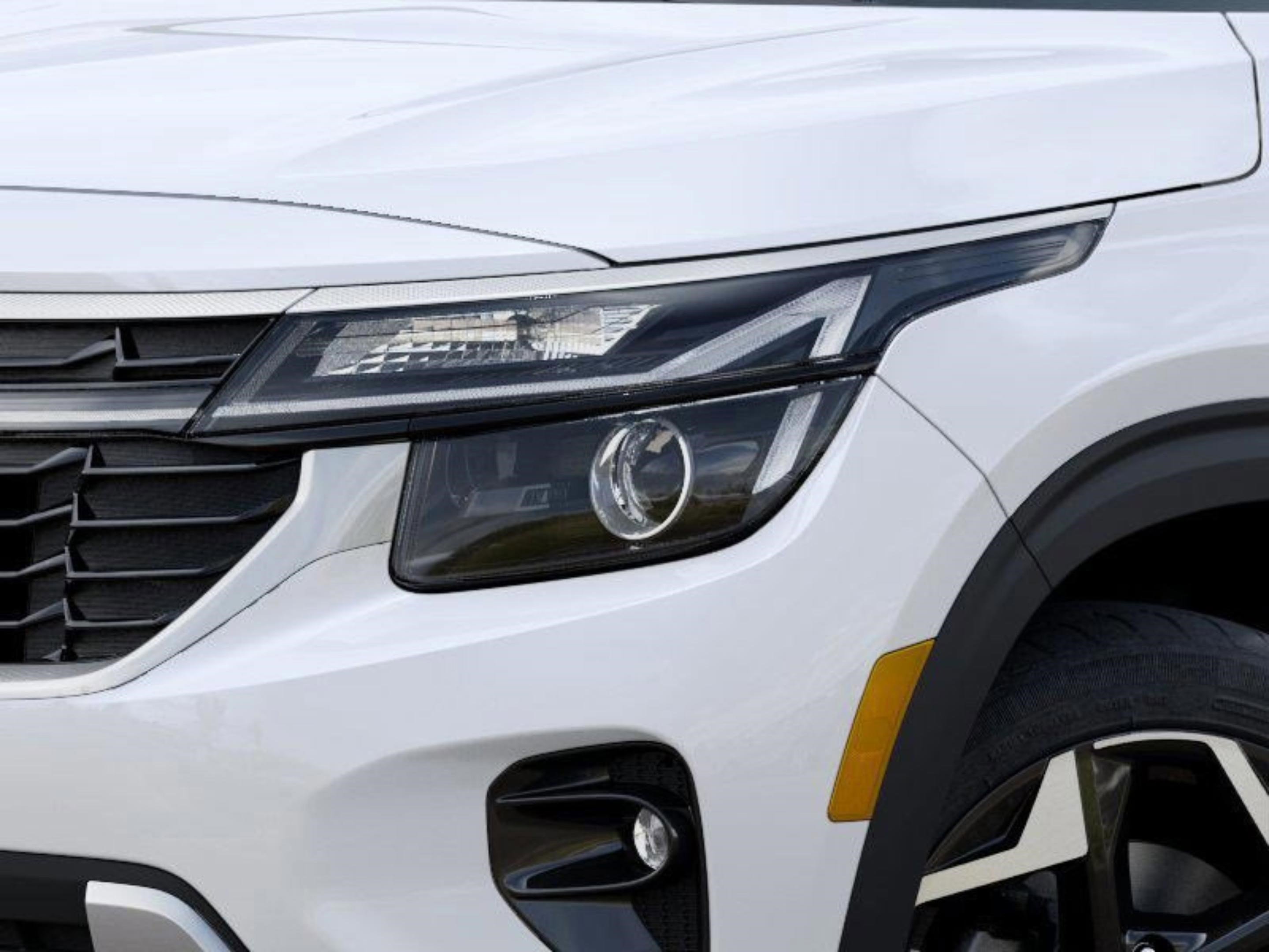 New 2026 Kia Seltos S FWD image 24