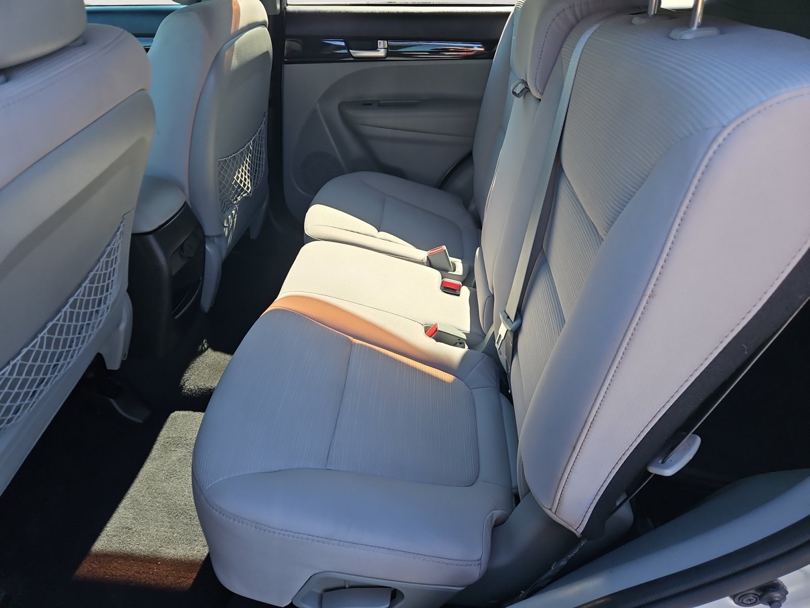 Used 2014 Kia Sorento LX FWD image 13