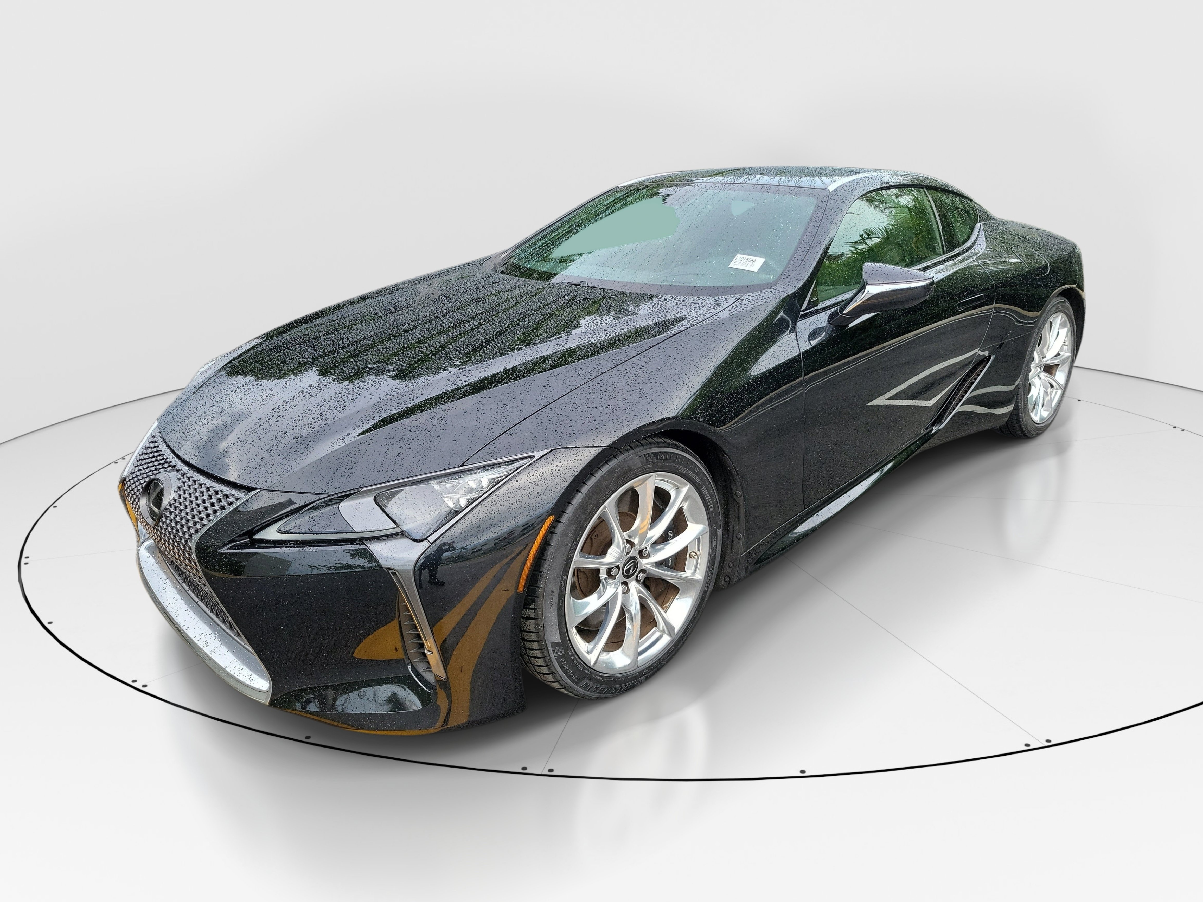 Used 2018 Lexus LC 500 Coupe w/ Touring Package RWD image 3