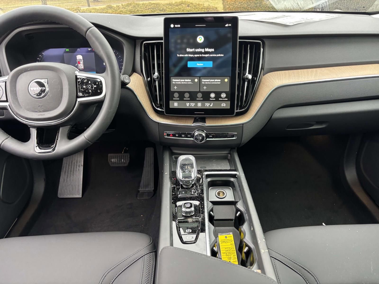 New 2026 Volvo XC60 B5 Plus AWD/4WD image 28