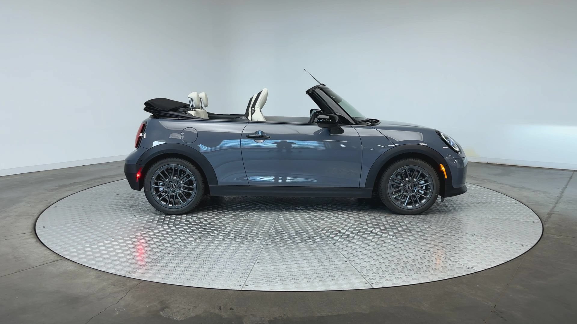 New 2026 MINI Cooper S FWD image 9