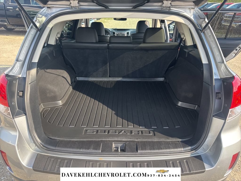 Used 2010 Subaru Outback 2.5i Limited AWD/4WD image 36