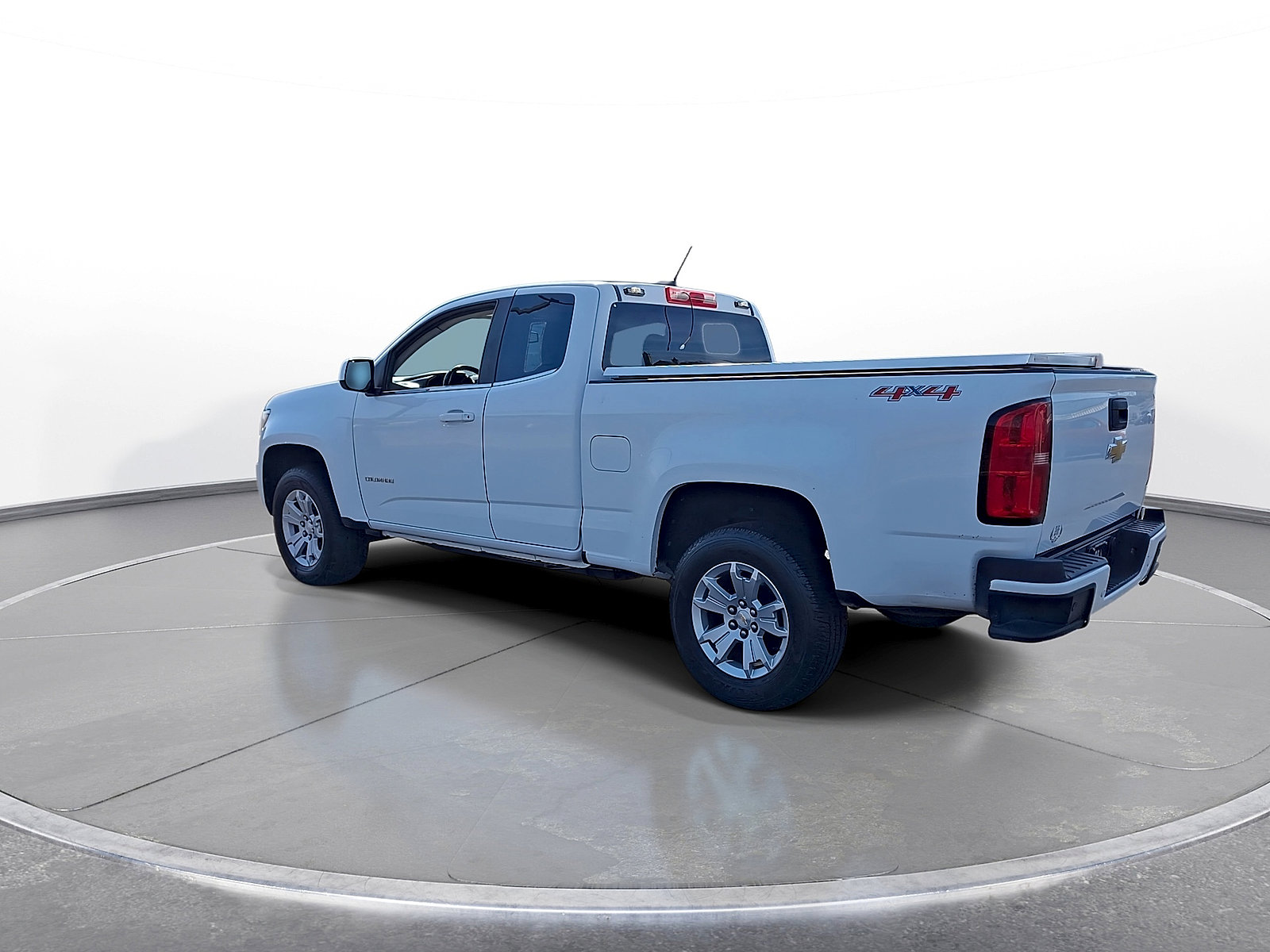 Used 2020 Chevrolet Colorado LT w/ Safety Package AWD/4WD image 6
