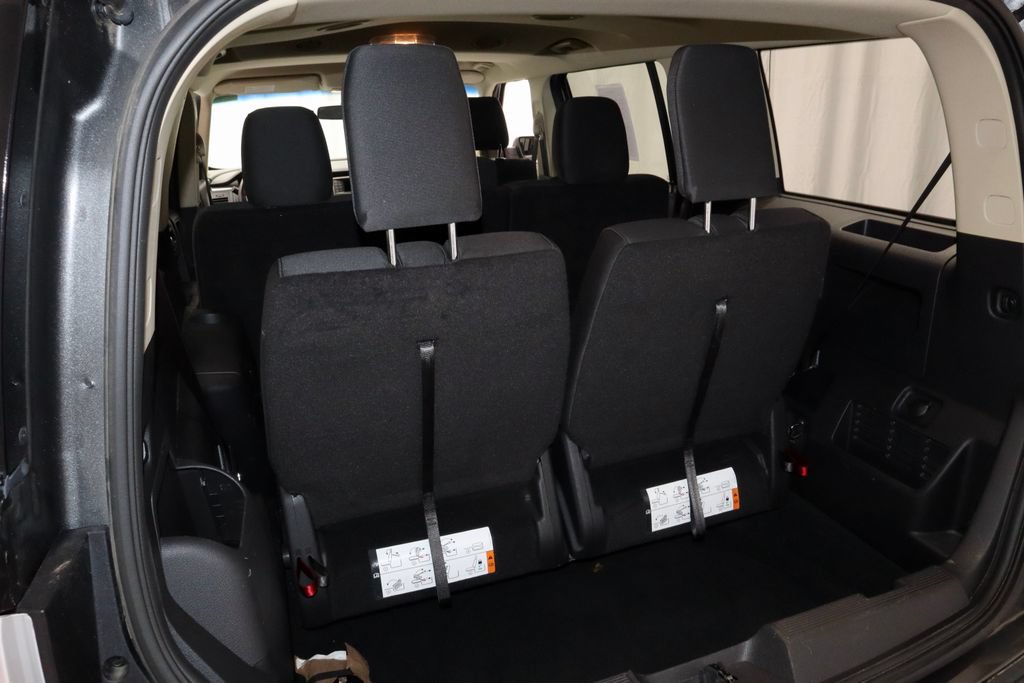 Used 2019 Ford Flex SE FWD image 14
