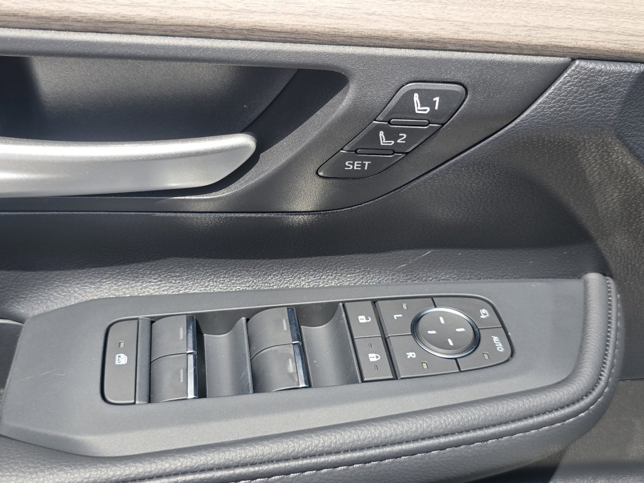 New 2026 Toyota Grand Highlander AWD Hybrid image 27