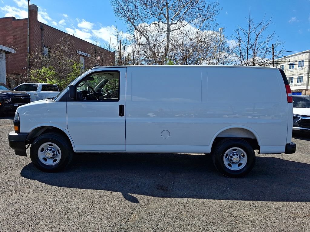 Certified 2025 Chevrolet Express 2500 w/ Driver Convenience Package image 5