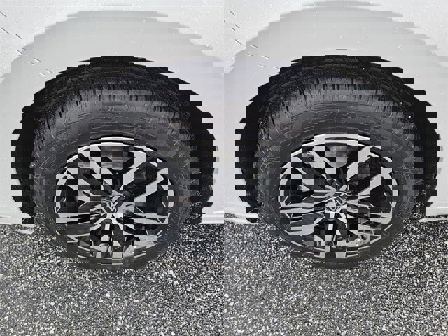 New 2026 Volkswagen Jetta SE image 17