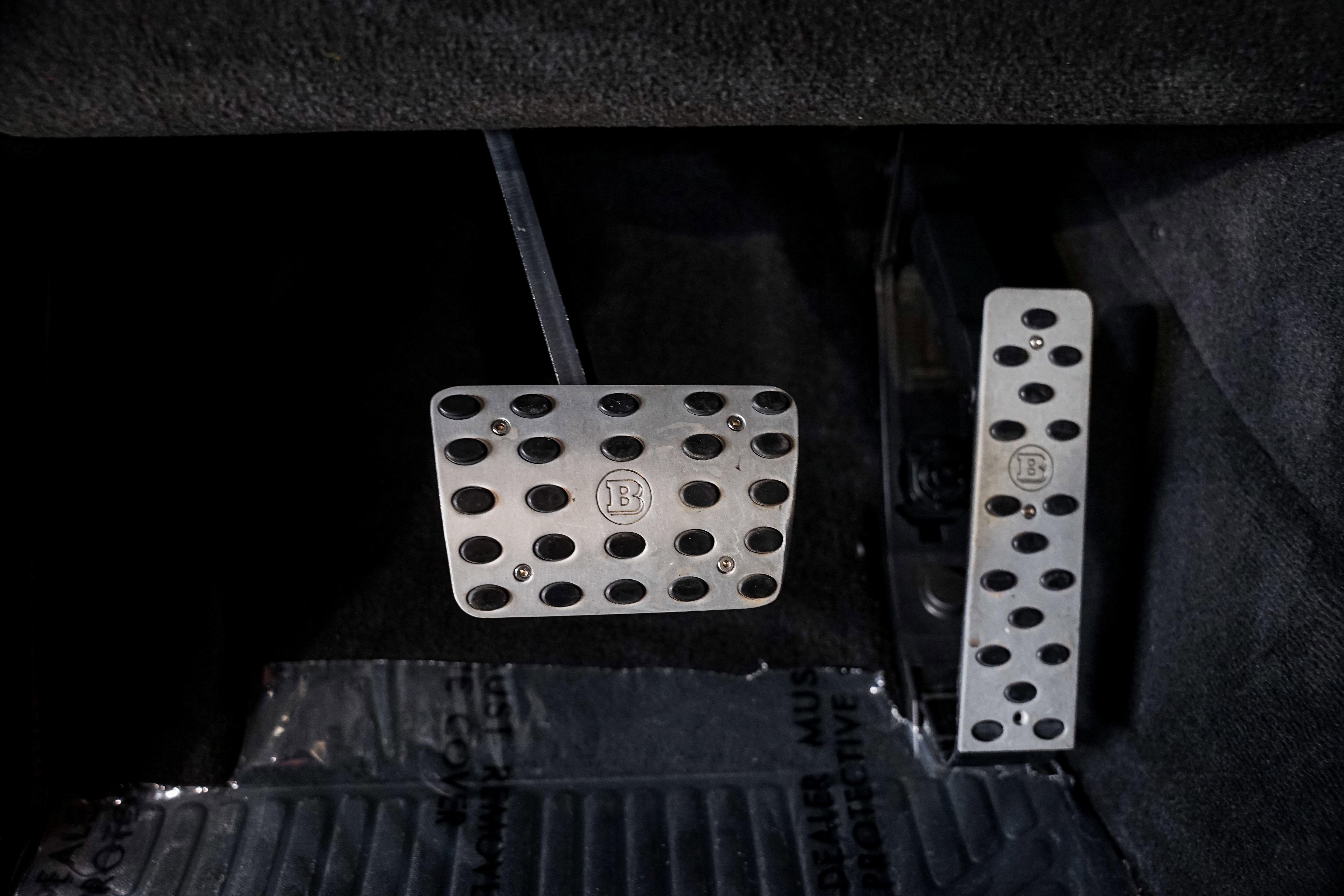 Used 2017 Mercedes-Benz G 550 Squared image 12