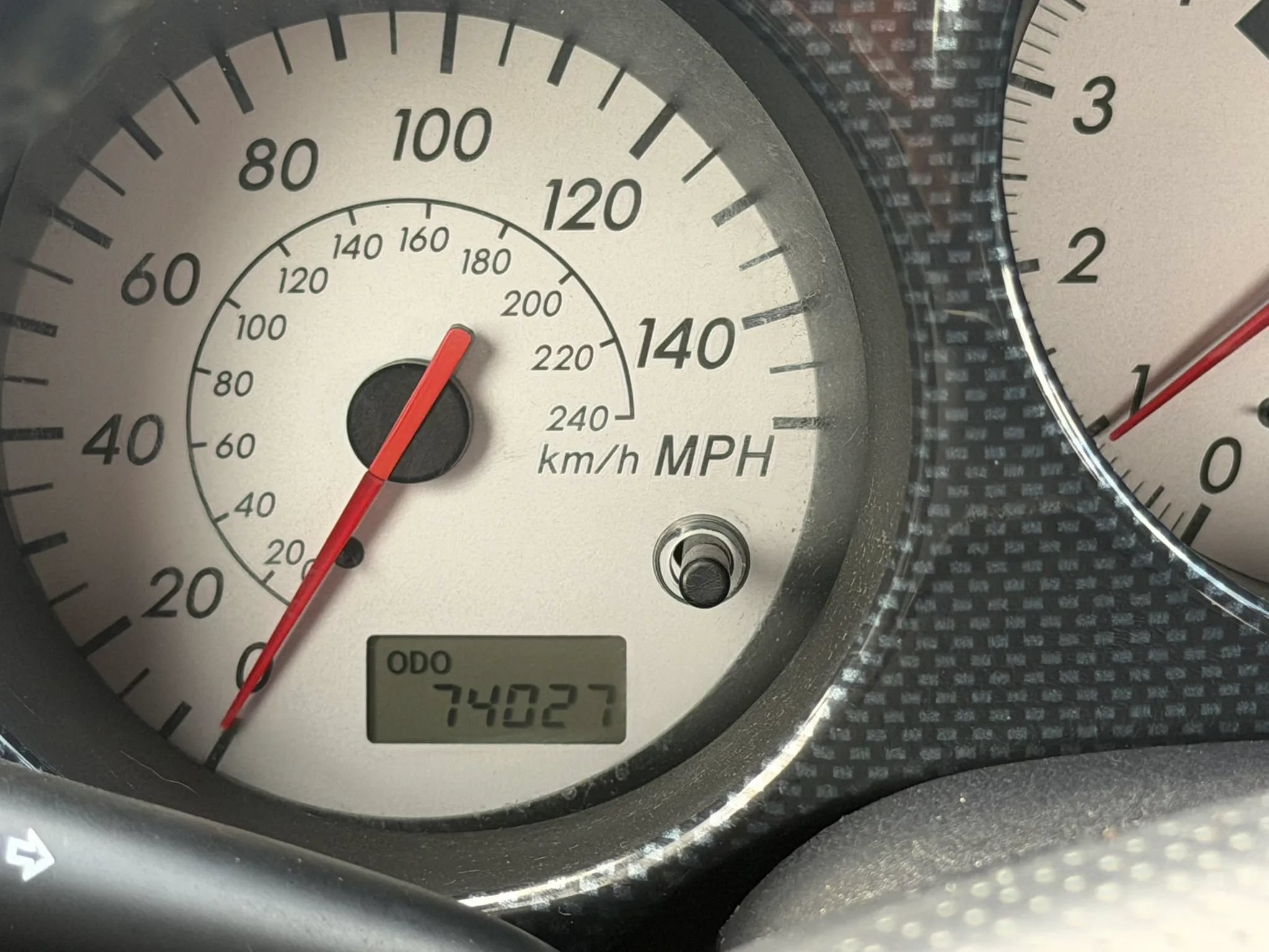 Used 2003 Toyota MR2 RWD image 17