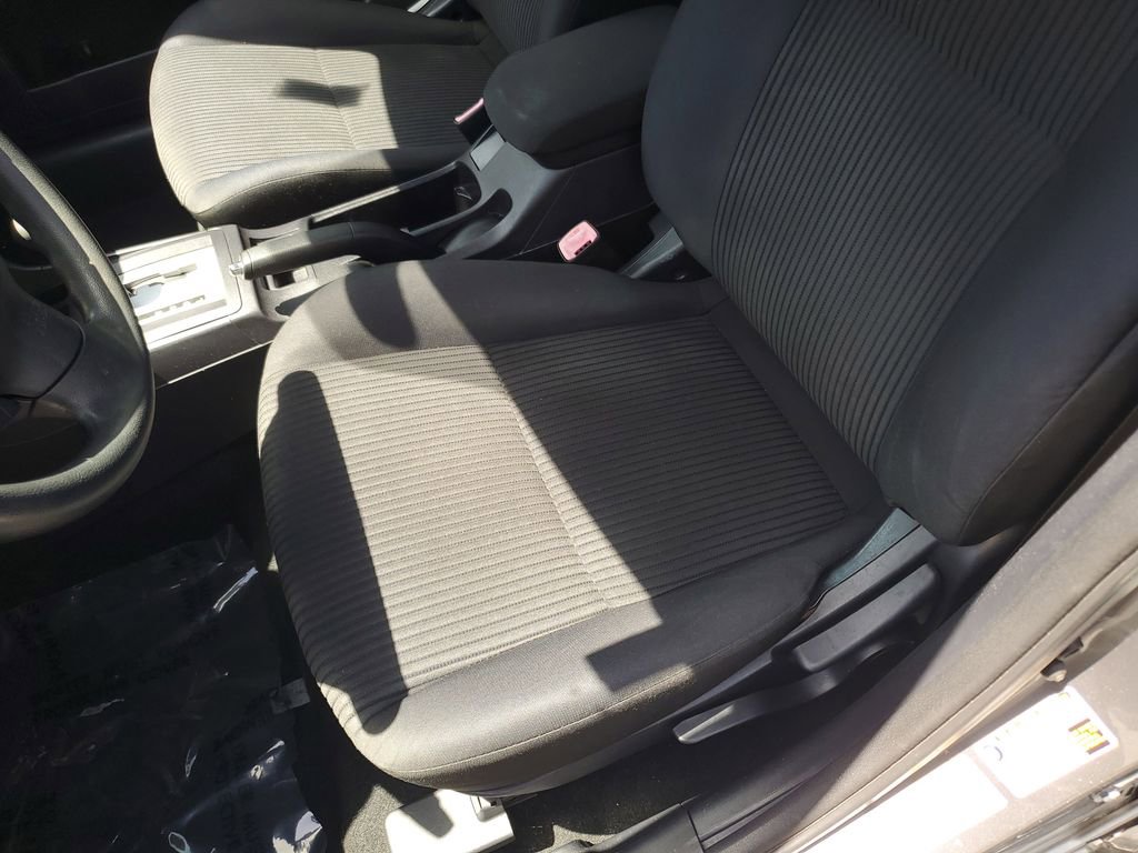 Used 2014 Mitsubishi Lancer ES image 23