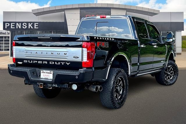 Used 2019 Ford F350 Platinum w/ Platinum Ultimate Package image 2