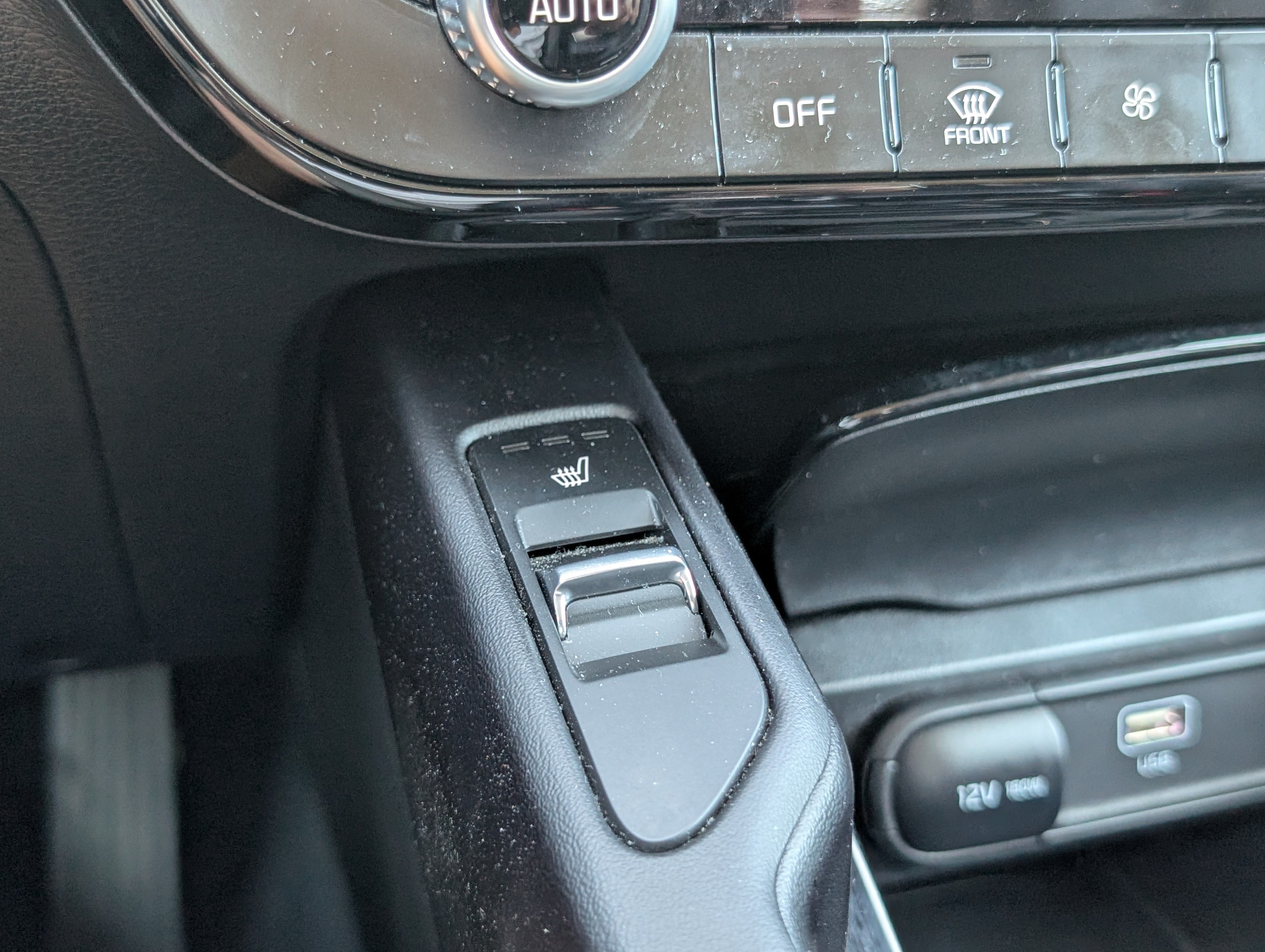 Used 2025 Kia Telluride S AWD/4WD image 14