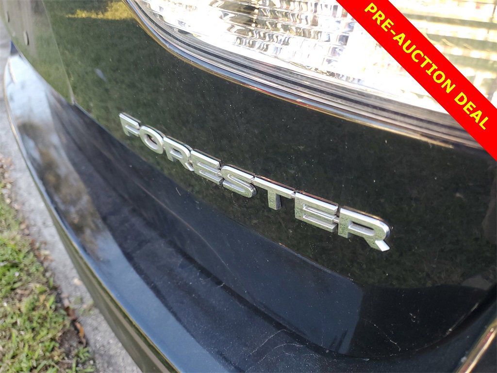 Used 2023 Subaru Forester Premium image 9