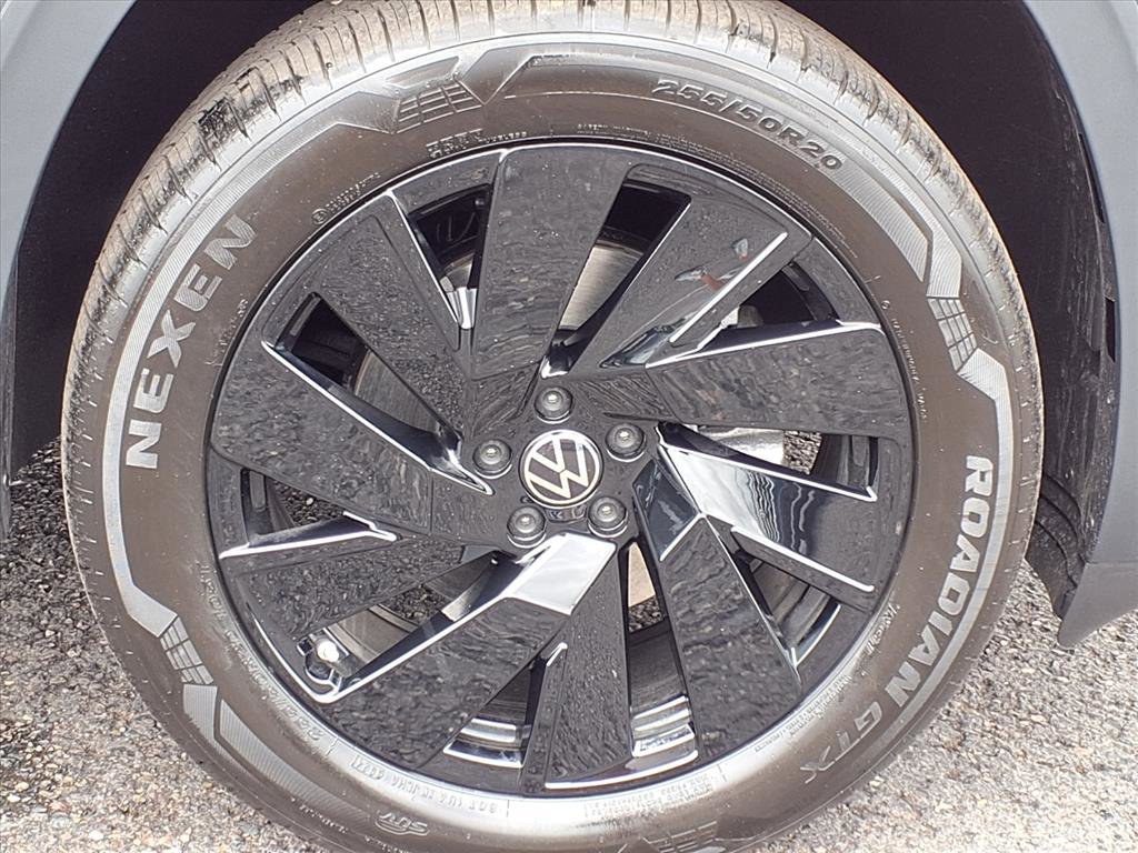 New 2026 Volkswagen Atlas SE image 7