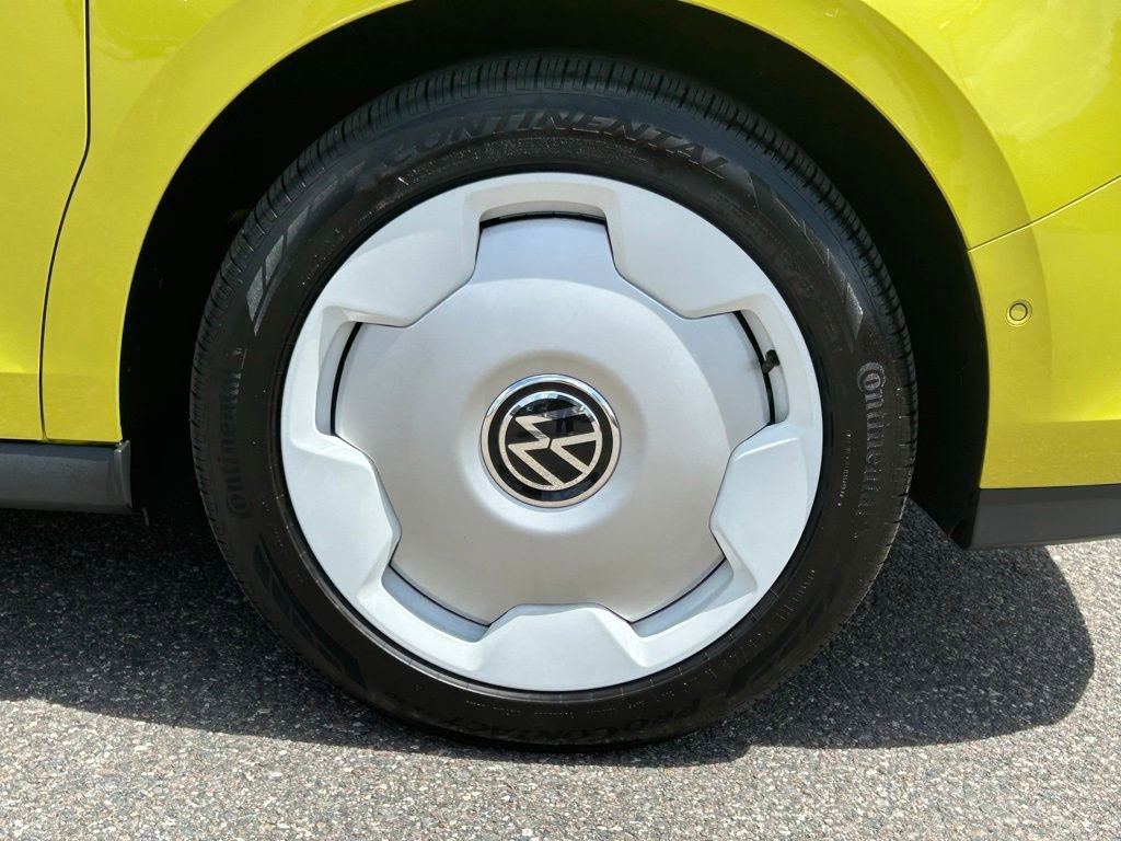 Used 2025 Volkswagen ID. Buzz 1st Edition image 63