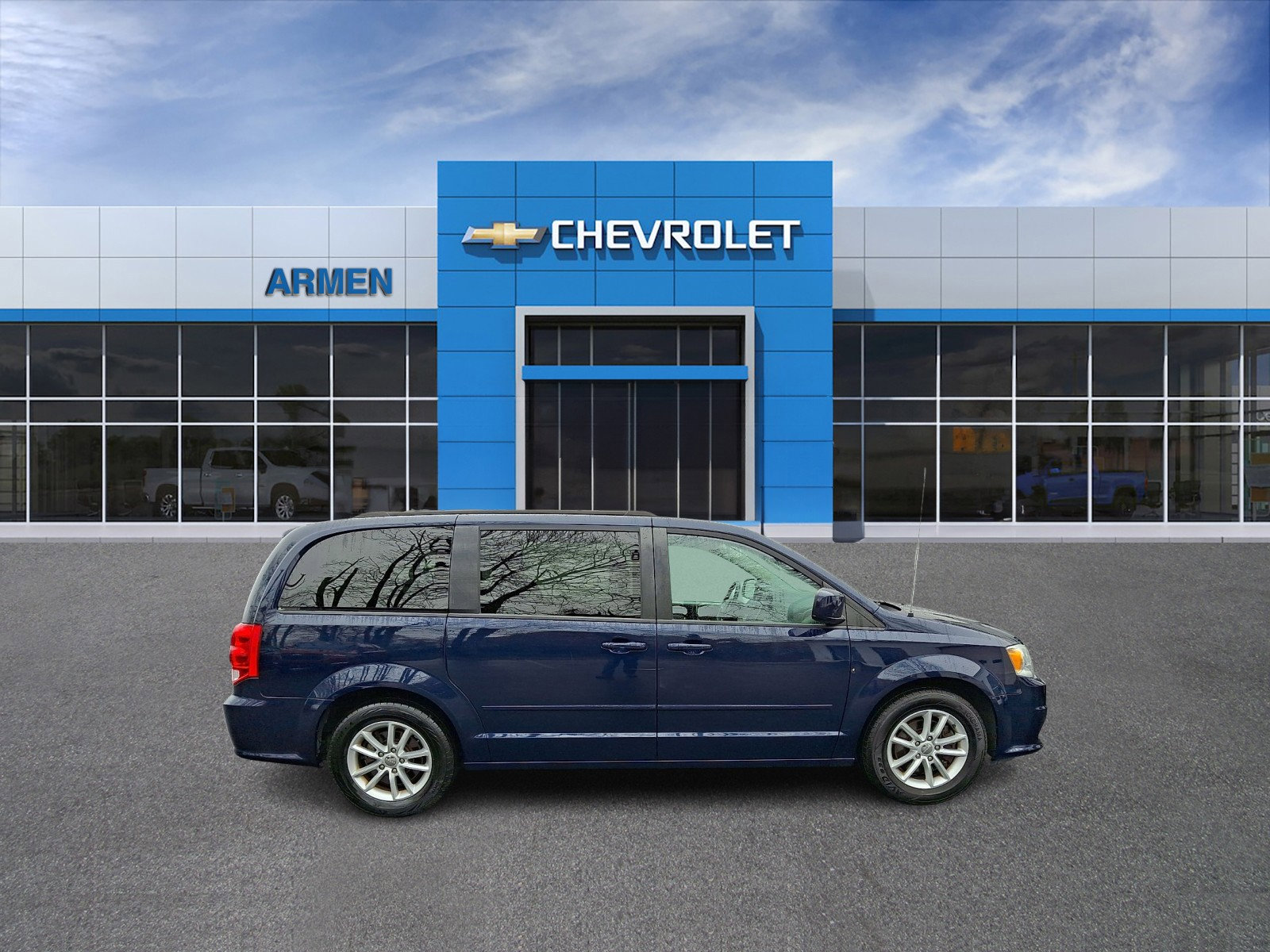 Used 2016 Dodge Grand Caravan SXT w/ Rear Park Assist Package image 7