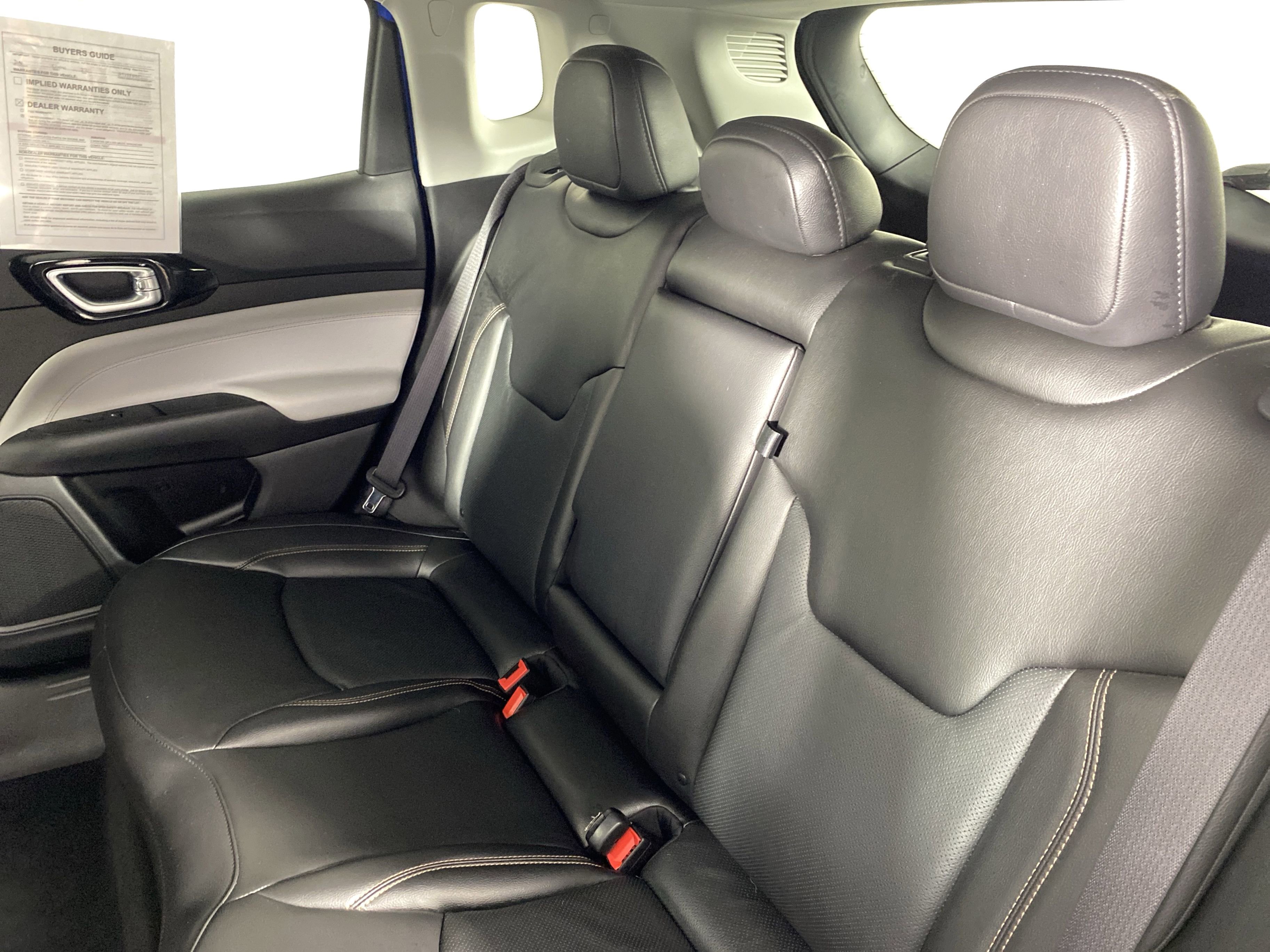 Used 2022 Jeep Compass Limited image 32